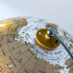 Wellfun 10 Inch Terrestrial World Globe Earth Rotating World Map Table - Image 4